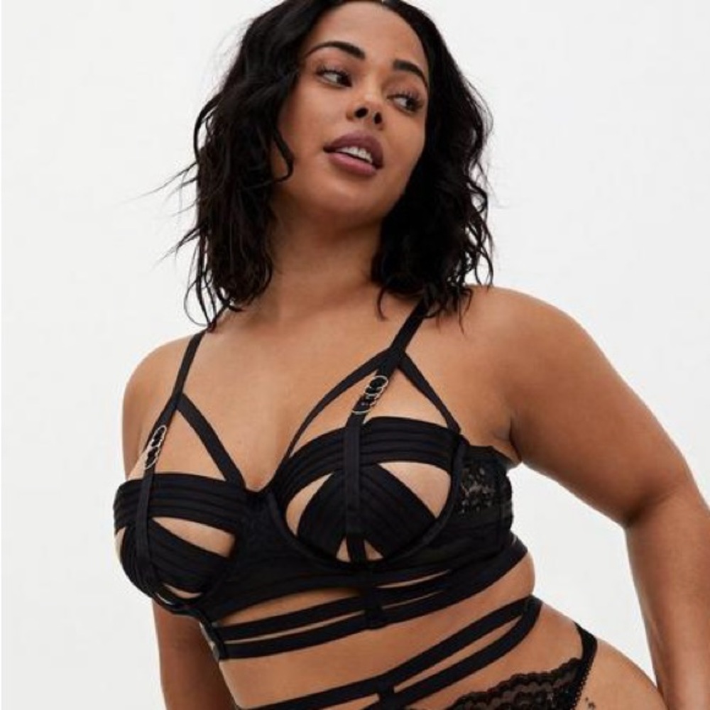 Simply Be Black Lace Cutout Cage Underwire Longline Bralette Sz 6 /6x